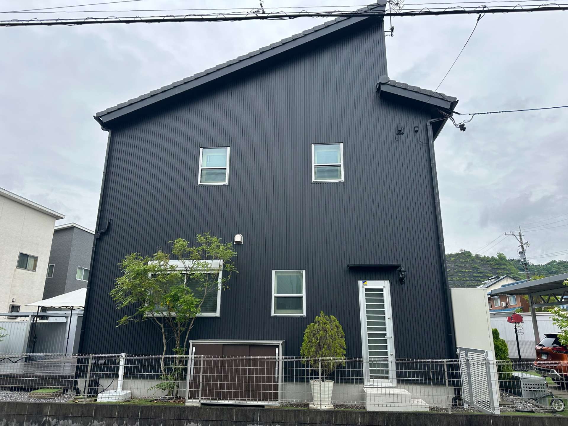 外壁板金 8山角波