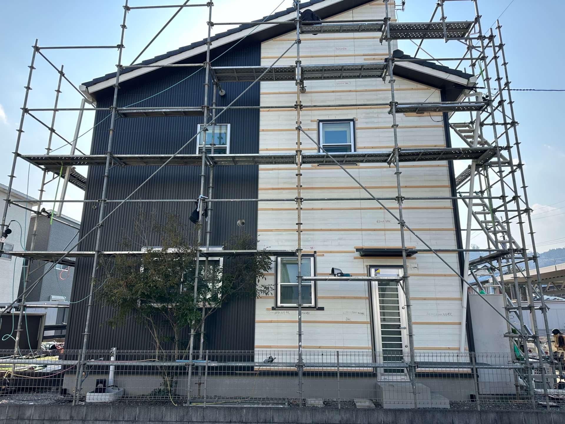 2025年5月施工　外壁カバー工法　揖斐川町　O様邸