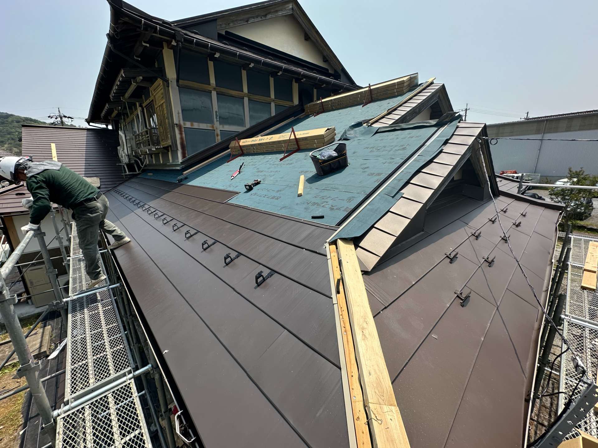 2025年6月施工　屋根の葺き替え　外壁カバー工法　岐阜県池田町　I様邸