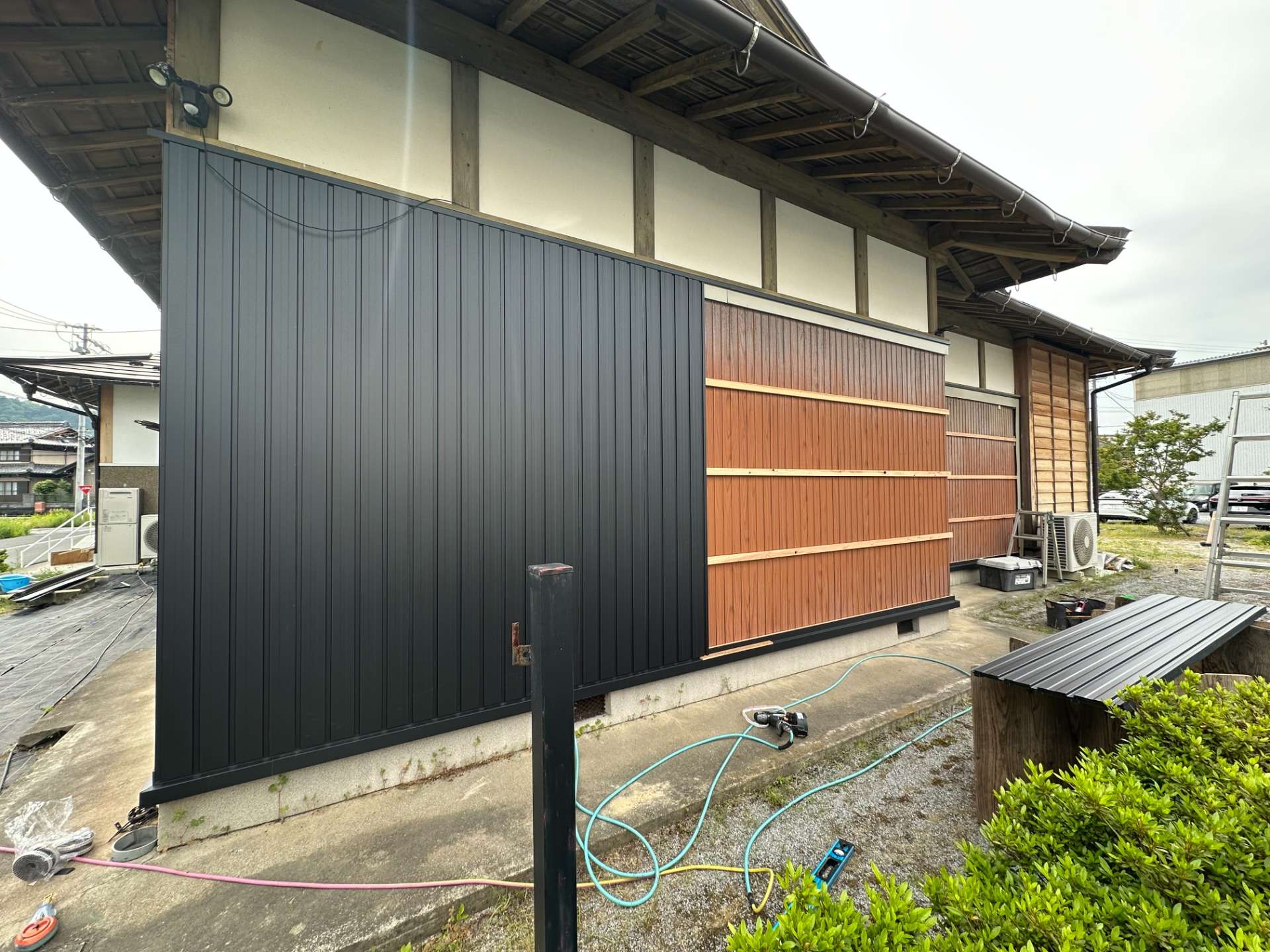 2025年6月施工　屋根の葺き替え　外壁カバー工法　岐阜県池田町　I様邸