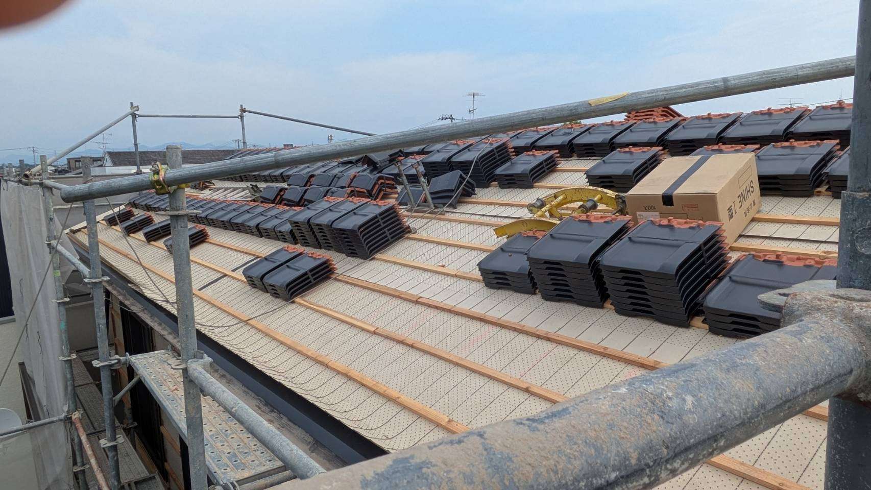 2025年7月施工　屋根の葺き替え　外壁カバー工法　岐阜市　S様邸