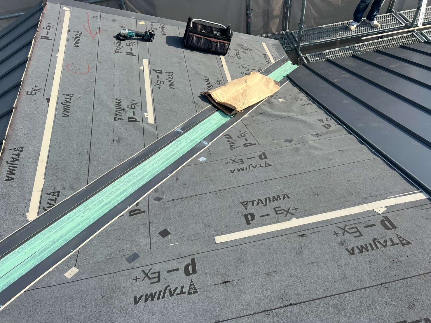 2025年8月施工　屋根カバー工法　春日井市　M様邸