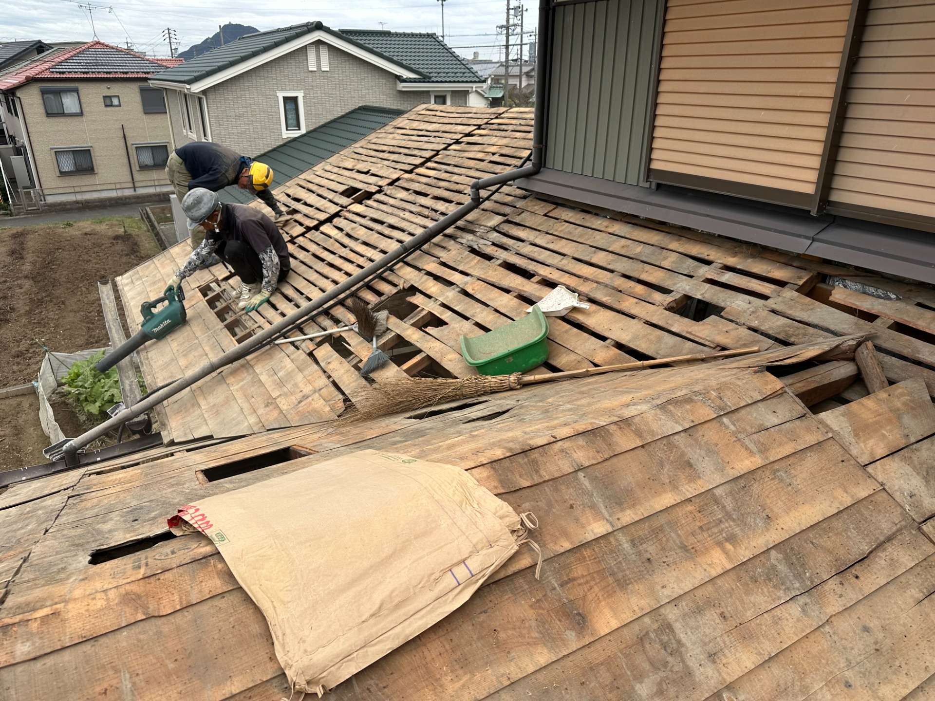 2025年12月施工　屋根の葺き替え　屋根の張り替え　岐阜市江口　F様邸