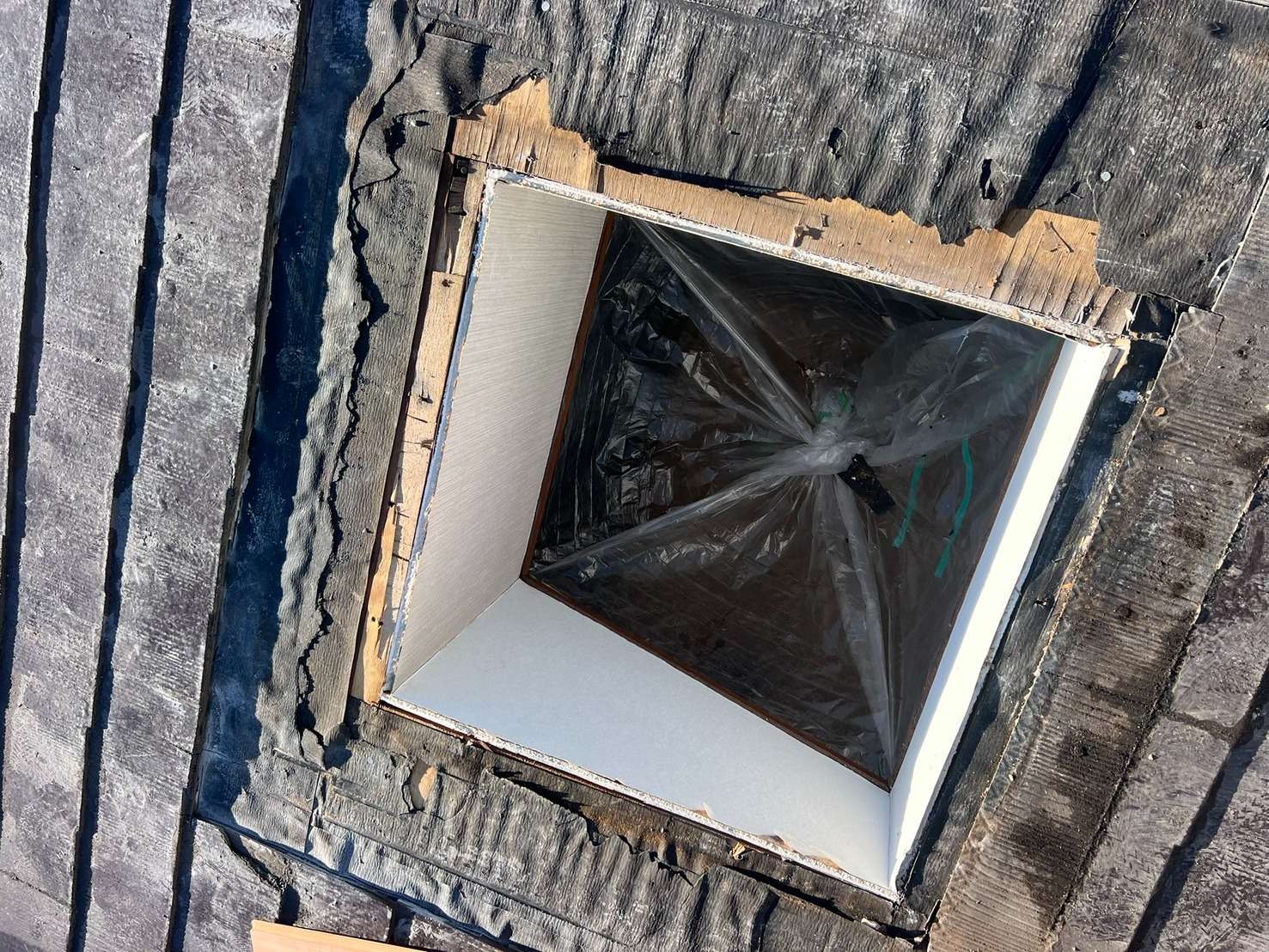 2025年12月施工　屋根カバー工法　屋根板金カバー工法　岐阜市福富　M様邸