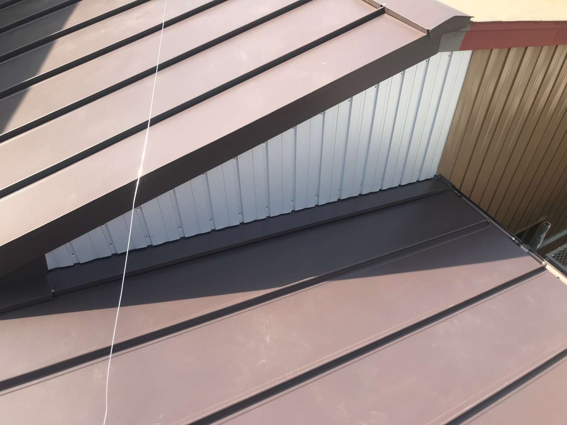 2026年1月施工　屋根の葺き替え　外壁板金の張替え　岐阜市祈年町K様邸