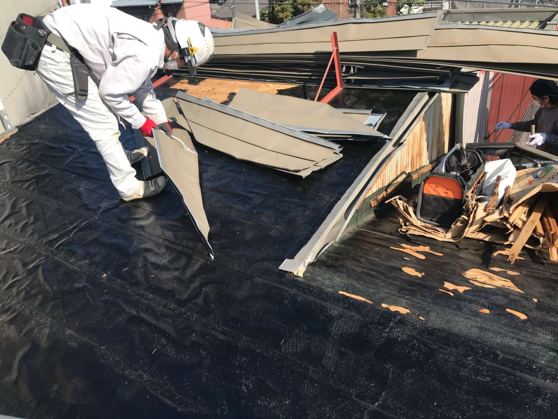 2026年1月施工　屋根の葺き替え　外壁板金の張替え　岐阜市祈年町K様邸