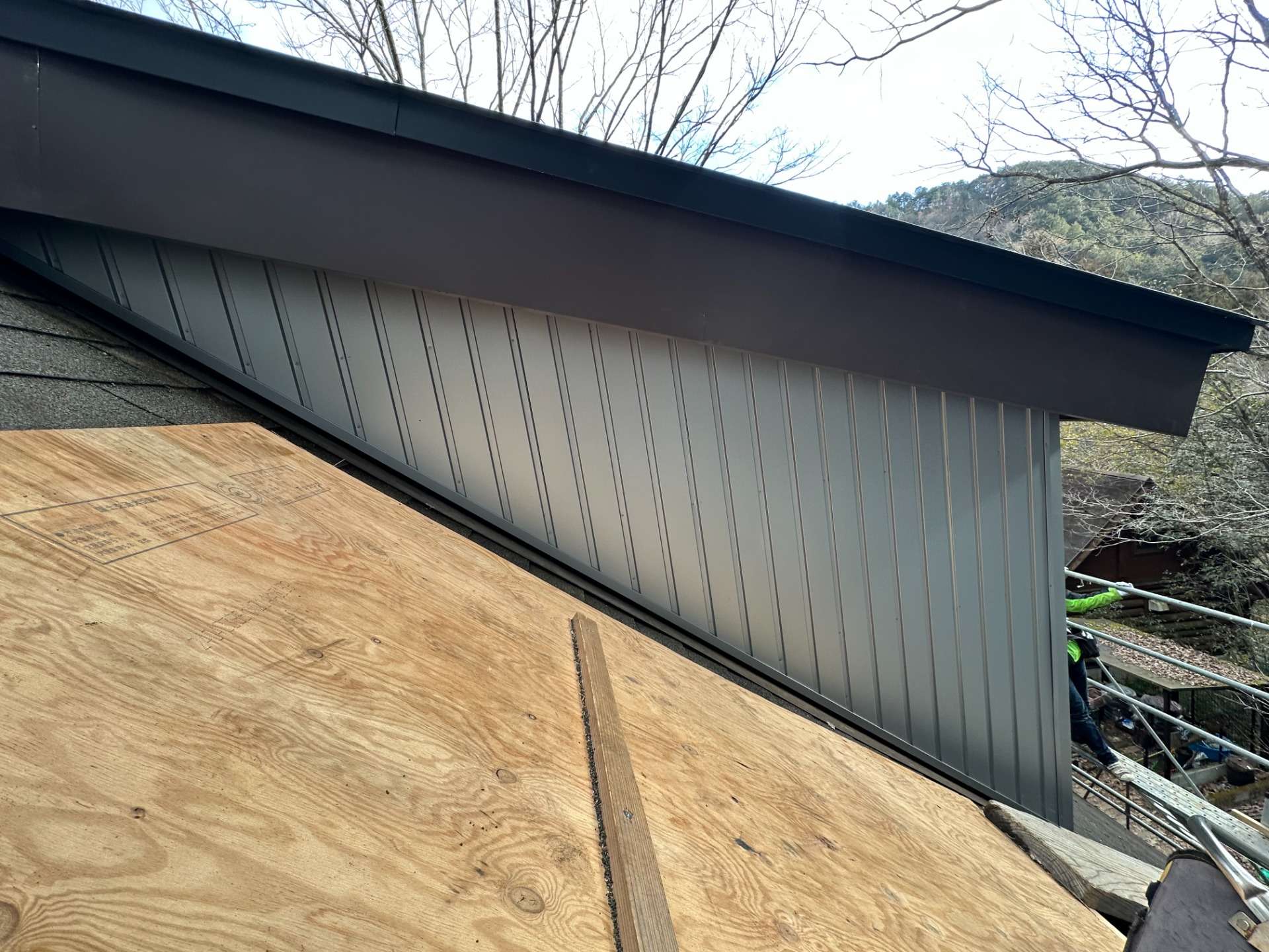 2026年4月施工　屋根カバー工法　外壁カバー工法　山県市　T様邸