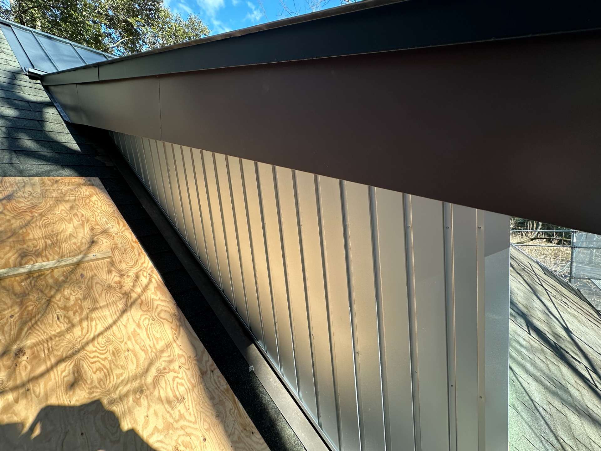 2026年4月施工　屋根カバー工法　外壁カバー工法　山県市　T様邸