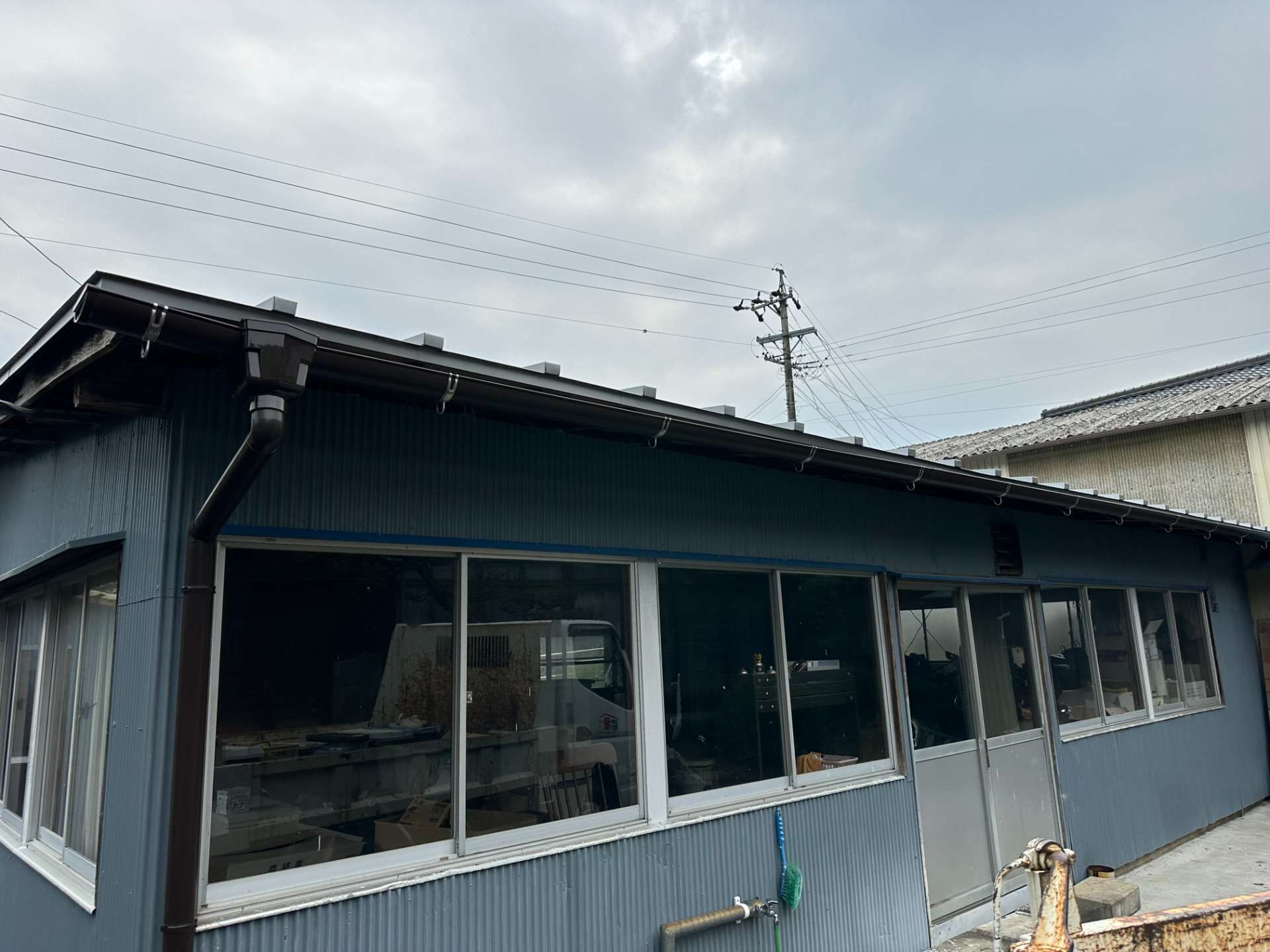 2026年6月施工　屋根のカバー工法　外壁の張り替え　あまどい交換　岐阜市　K様邸