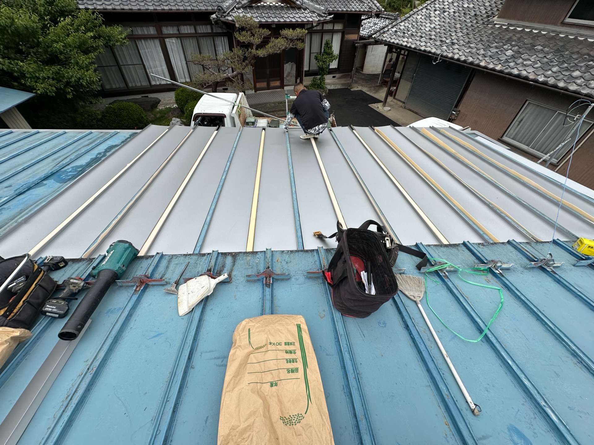 2026年6月施工　屋根のカバー工法　外壁の張り替え　あまどい交換　岐阜市　K様邸
