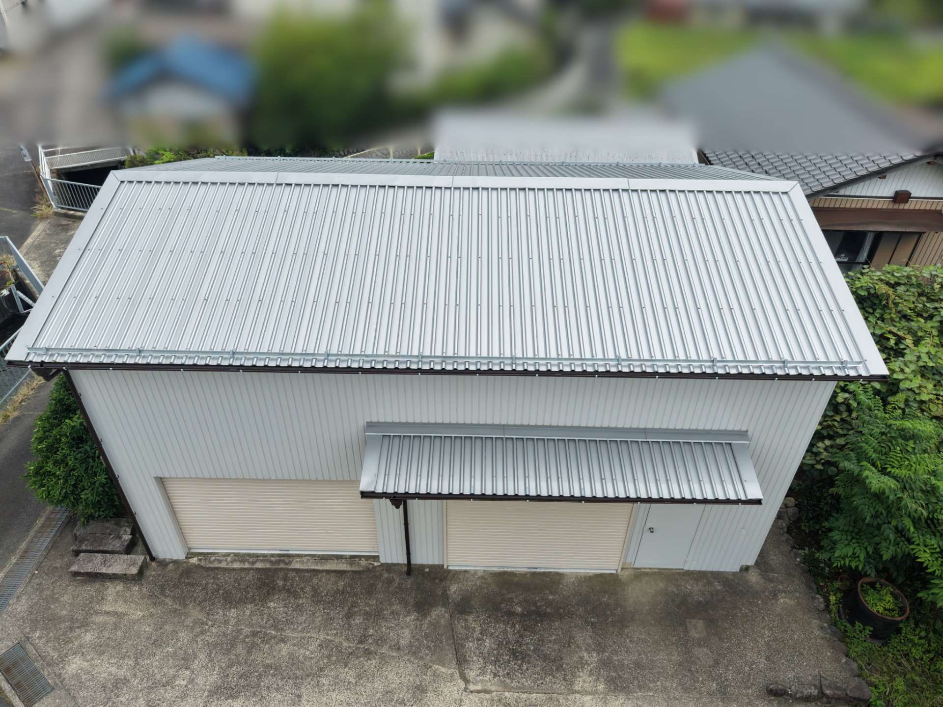 2026年7月施工　【本巣市】築50年のスレート屋根の葺き替え　錆びた外壁の塗装　あまどい交換