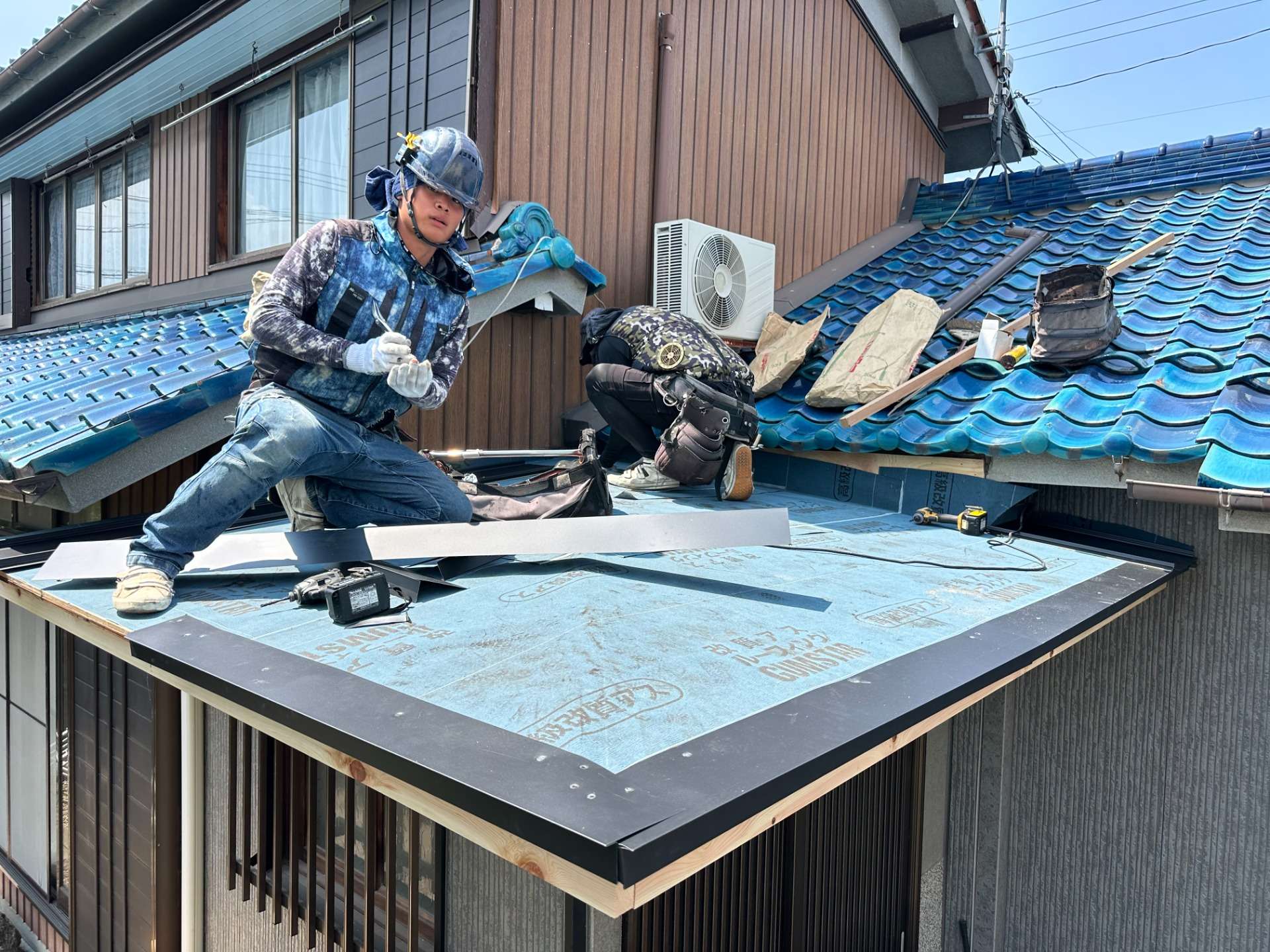 2026年8月施工　【岐阜市尻毛】築50年　銅板屋根葺き替え工事　破風板金巻き　あまどい交換