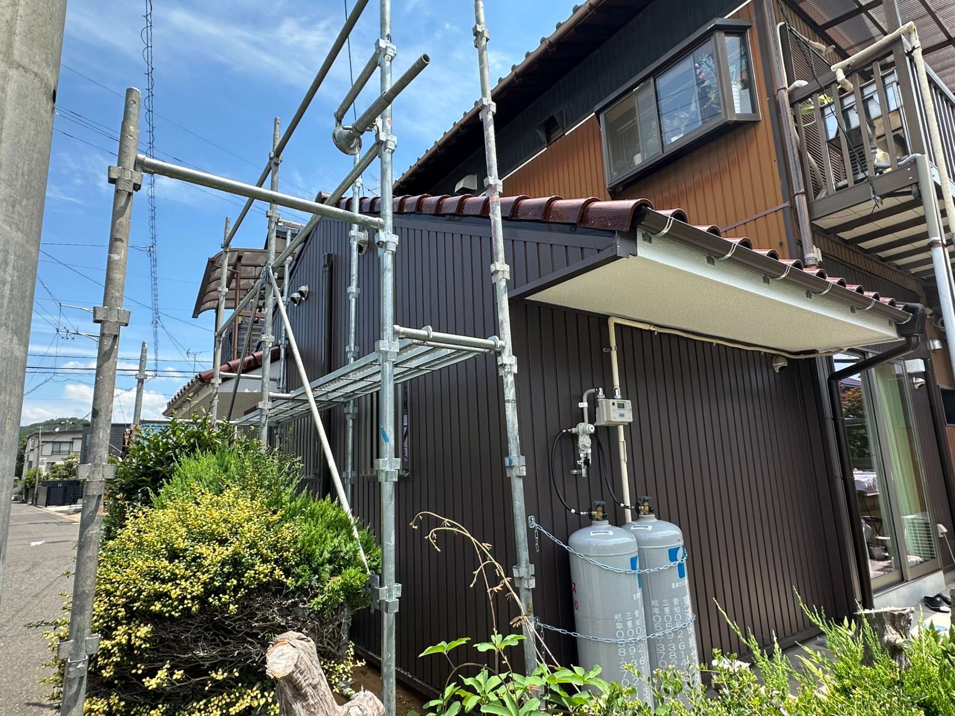 2026年8月施工　【岐阜市水海道】築32年　外壁カバー工法　あまどい交換