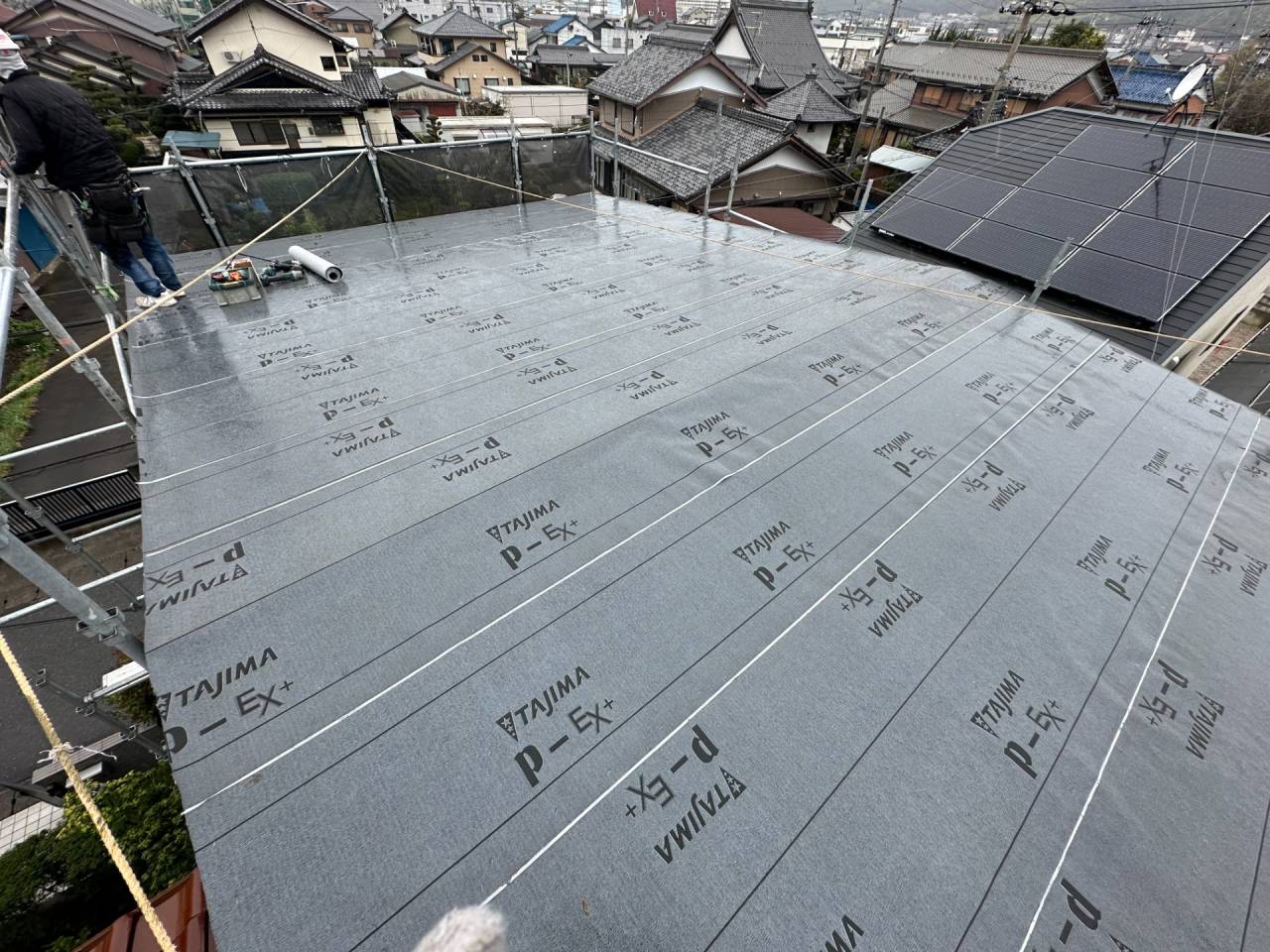 2026年8月施工　【岐阜市長森】築40年　屋根カバー工法　あまどい交換　破風板金巻き