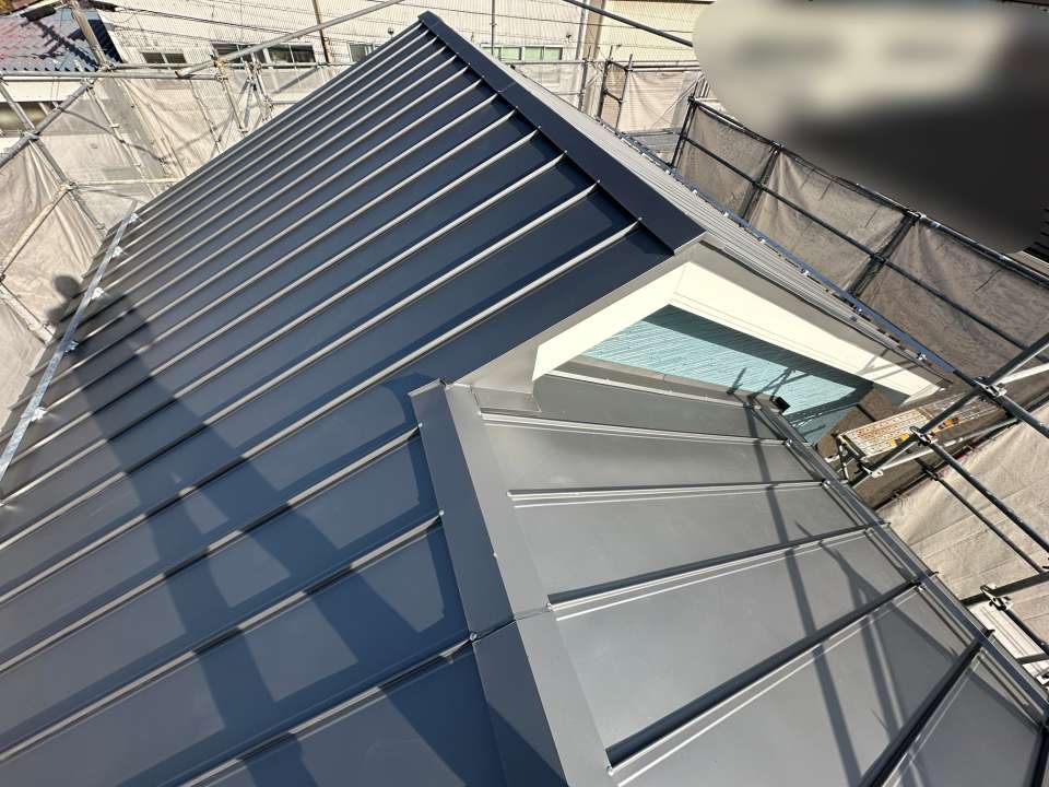 2026年8月施工　【岐阜県関市】築13年　カラーベスト屋根のカバー工法