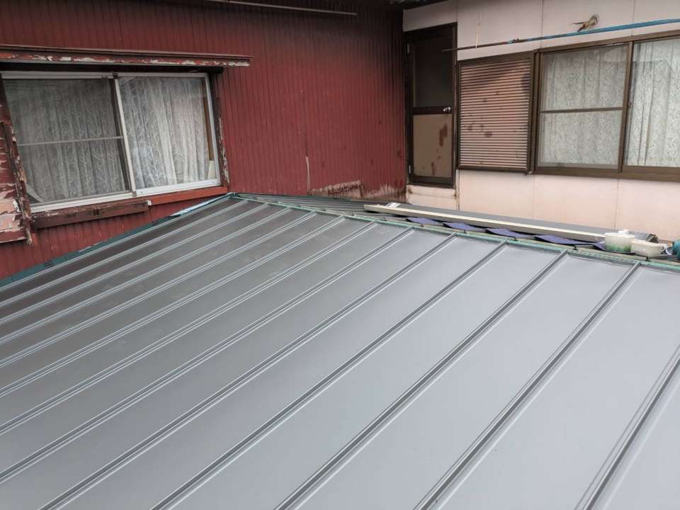 2026年9月施工　【岐阜県岐阜市西郷】築45年　三晃式瓦棒カバー工事