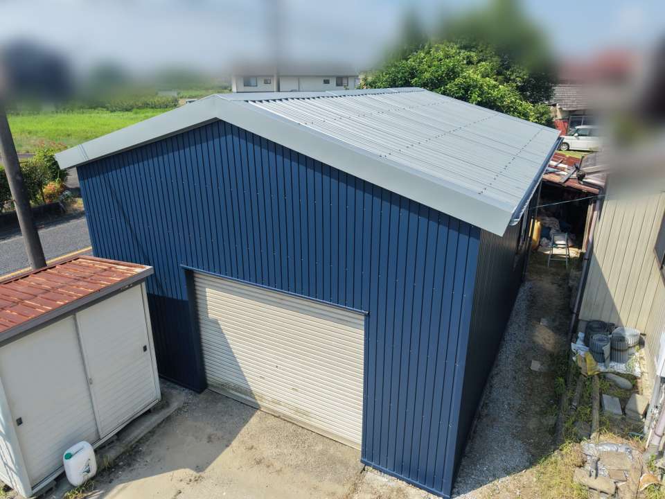 2026年9月施工 【羽島市正木町】築50年 倉庫 大波スレートカバー工法 波トタン貼り替え 雨樋(あまどい)工事